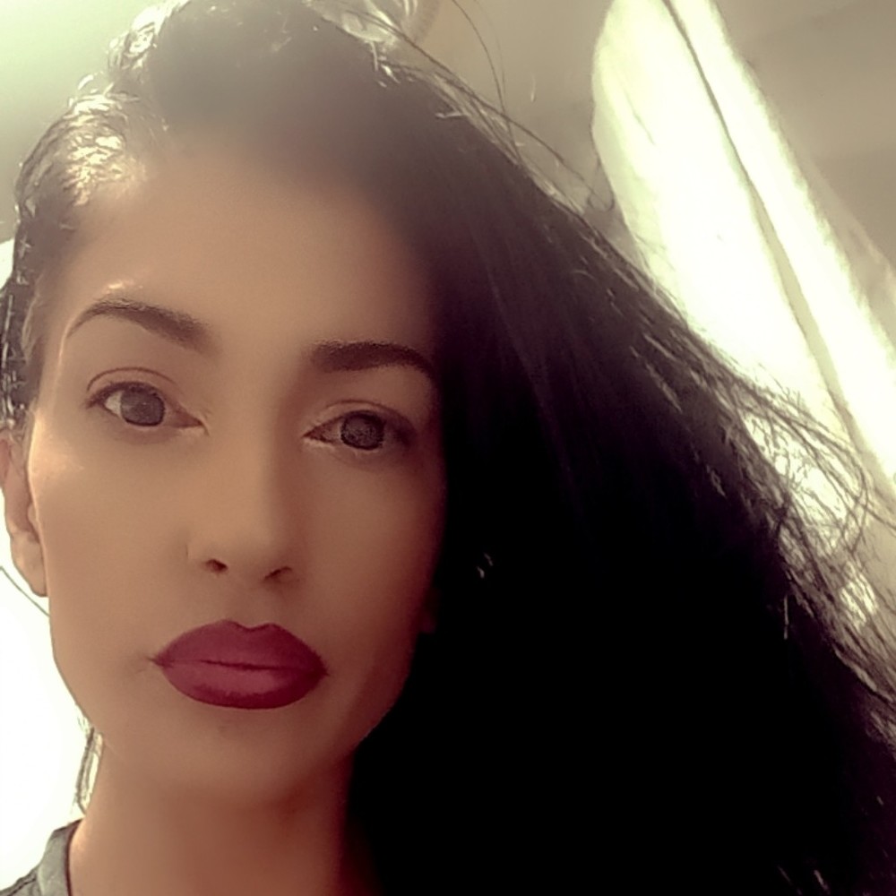 Meet your Posher, Christina
